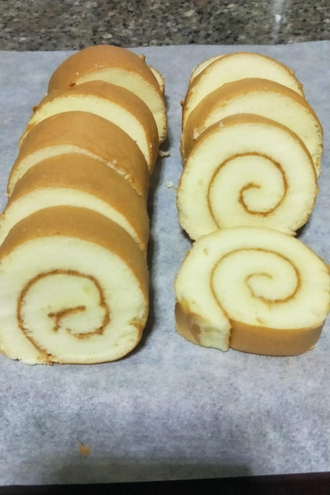 指尖的阳光_5n8e做的原味蛋糕卷