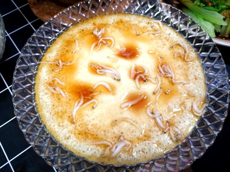 宝宝最爱吃的小银鱼蒸蛋