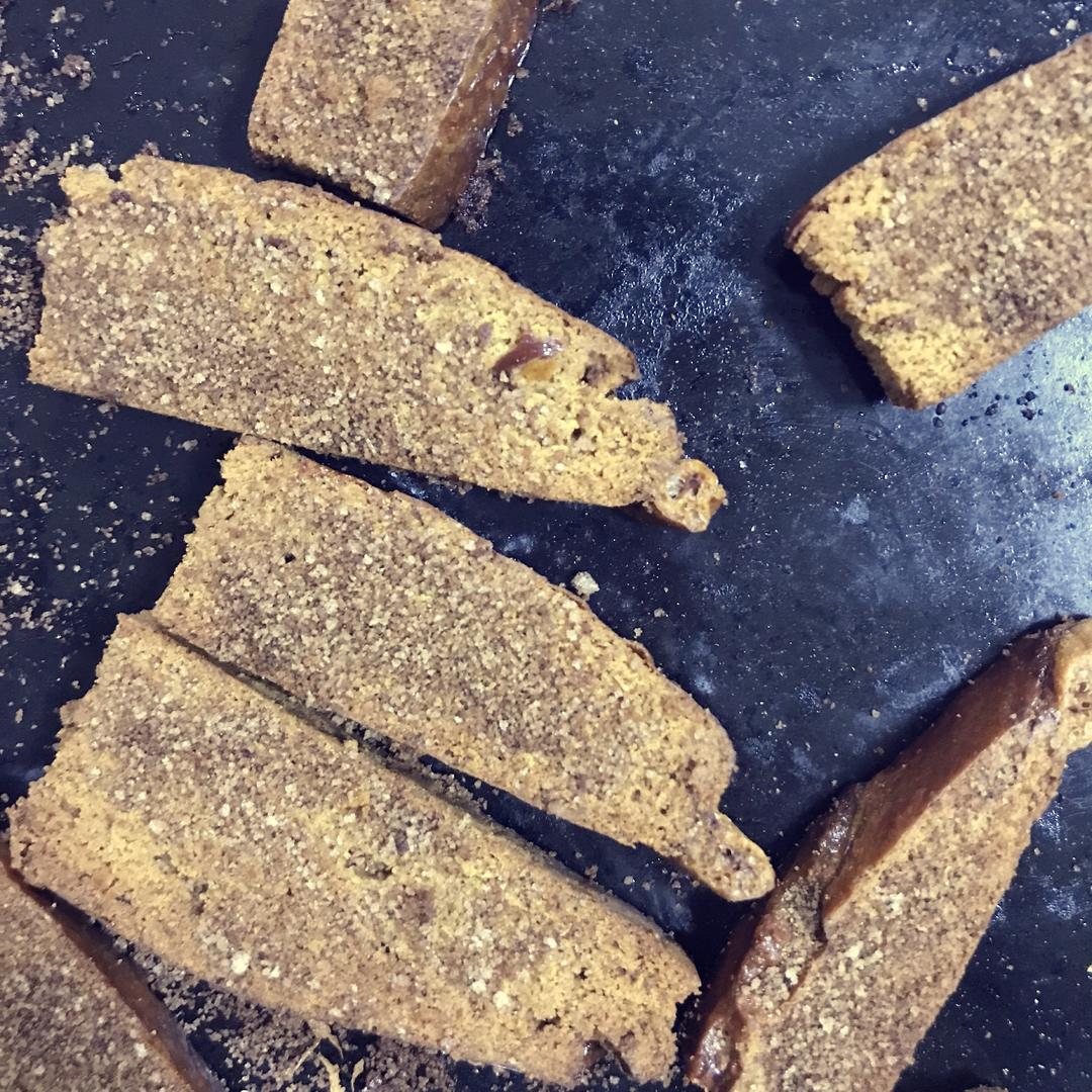 肉桂红糖意式脆饼干 Cinnamon Toasted Biscotti
