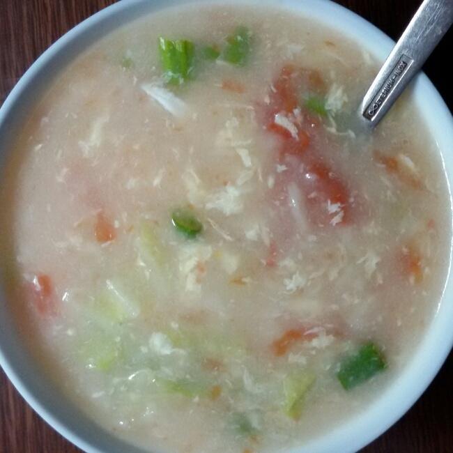 西红柿鸡蛋疙瘩汤