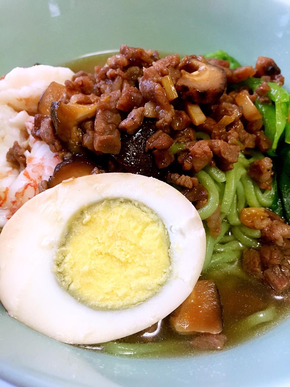 香菇肉燥面