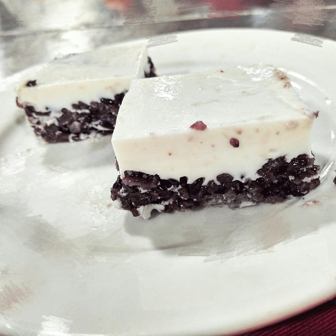 黑山老妖x做的椰汁紫米糕