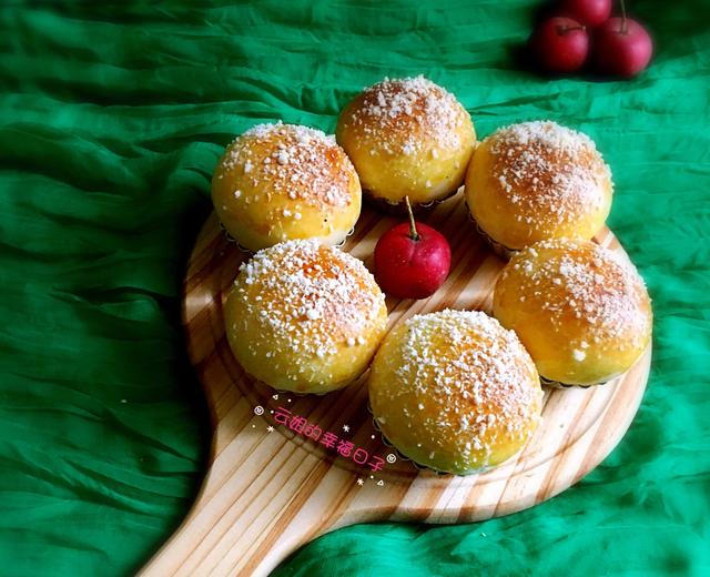 蜜豆酥粒餐包的做法