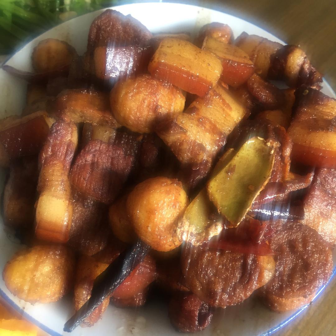 加了鹌鹑蛋后，这盘红烧肉，美味的逆天啦——鹌鹑蛋烧肉（孔瑶食谱）