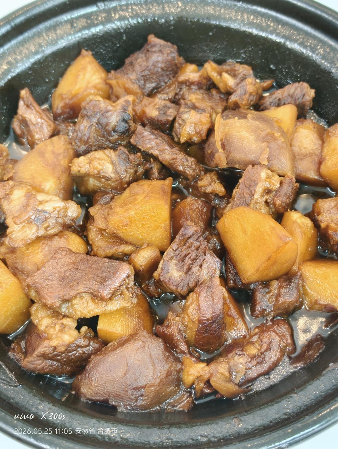 土豆炖牛肋条