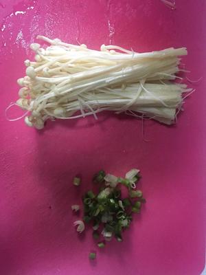 蒜蓉蒸金针菇的做法 步骤1