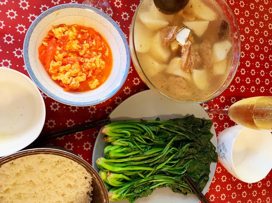 萝卜炖牛肉