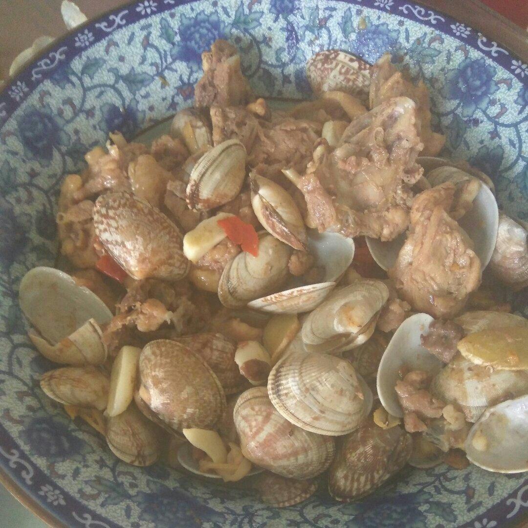蛤蜊鸡（by菜菜，因不吃辣，略有改动）