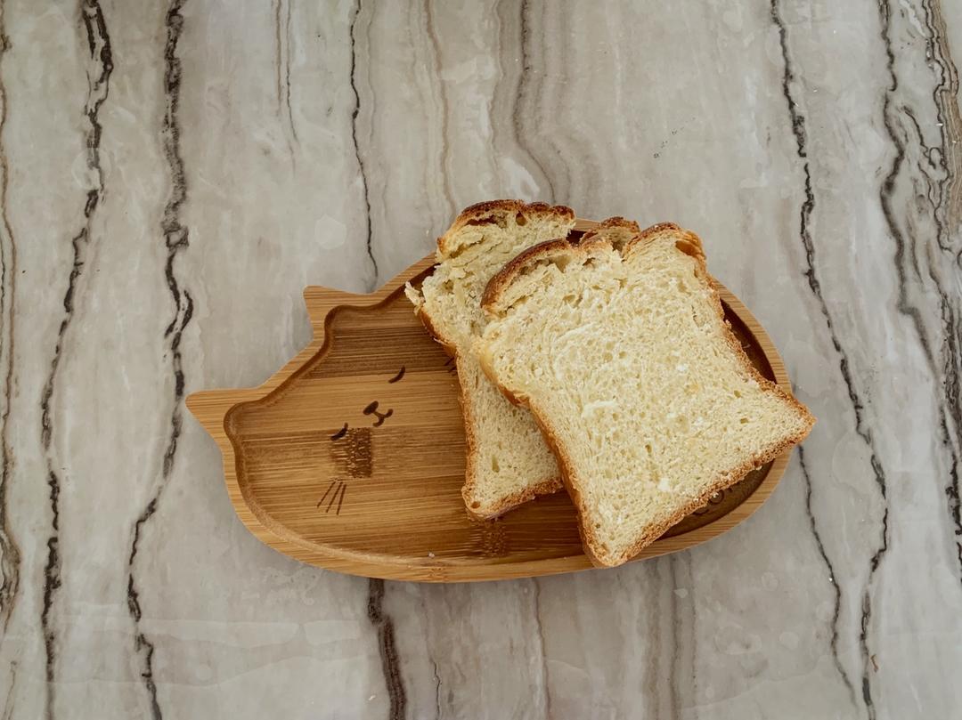 椰蓉吐司面包 Coconut Loaf