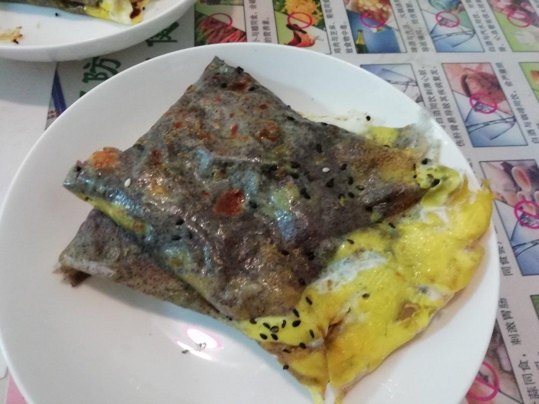 家庭版煎饼果子---快手健康早餐，利用家里现有材料