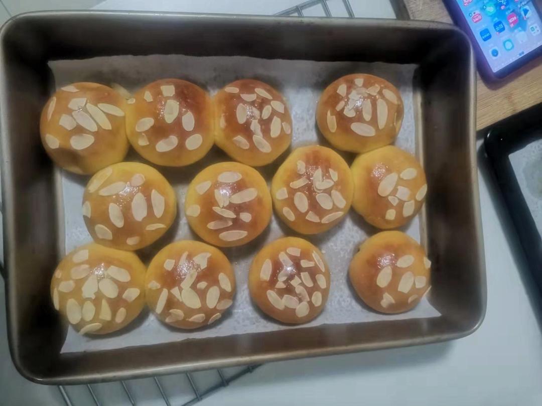 蒜香肉松小炸弹面包（烫种）