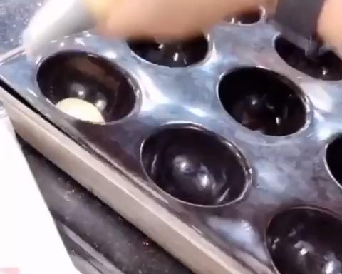 Choux Choux波波
（波波泡芙）的做法