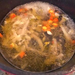 简单快手的榨菜肉丝汤粉的做法 步骤6