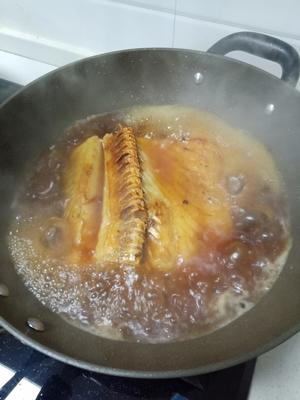 土豆炖青鱼段的做法 步骤2