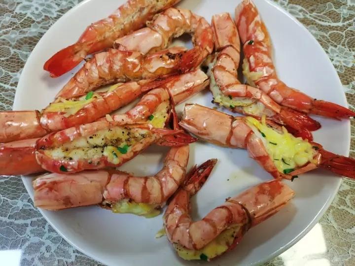 芝士焗黑虎虾