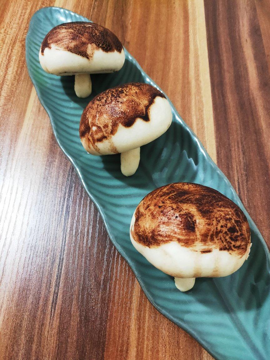 手把手教你做点心餐厅里的蘑菇包，原来家来做也不难