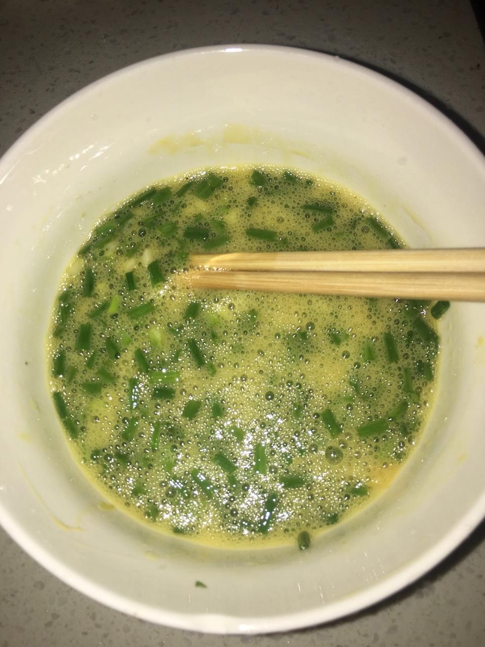 简单美味的葱花蛋汤的做法步骤图 极度深蓝 1 下厨房