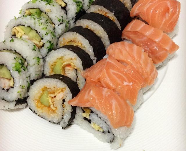 反卷寿司的做法