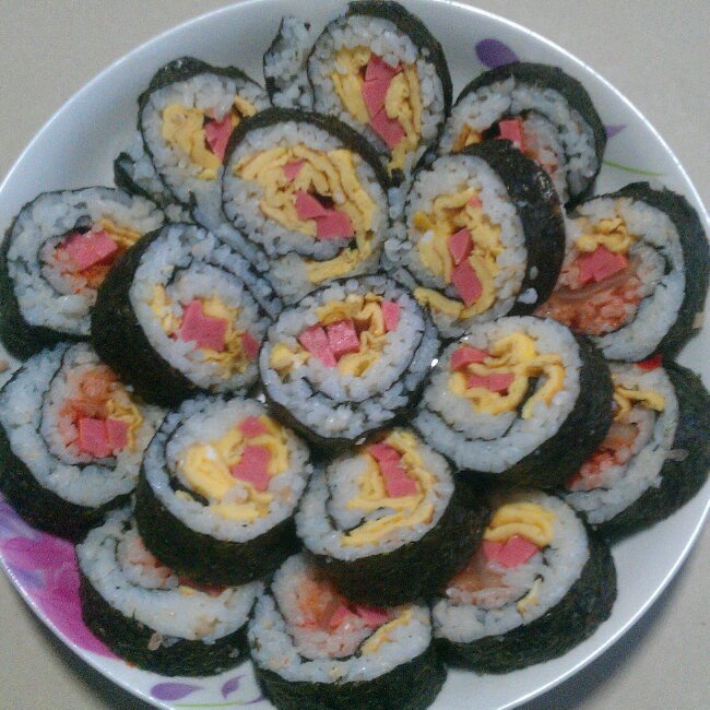 紫菜卷寿司