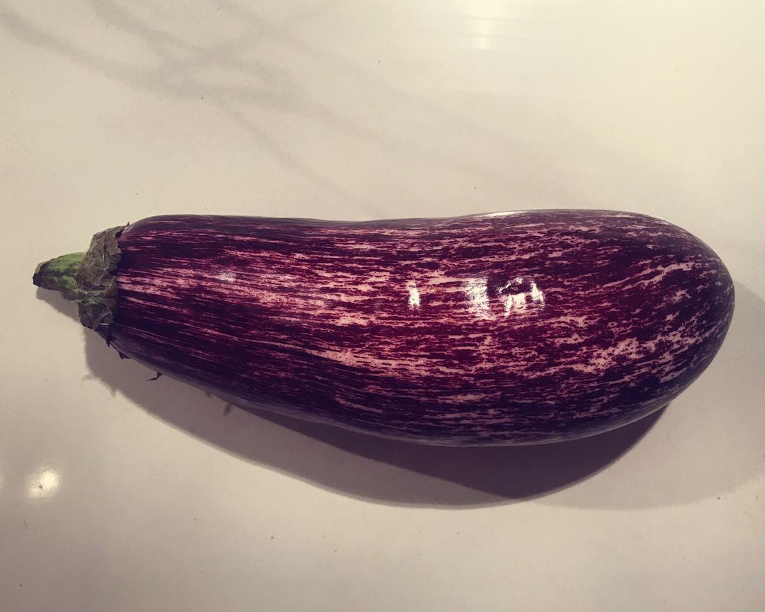 以色列小吃Sabich茄子三明治🇮🇱🍆🍆🍆🍆🍆🍆的做法 步骤1