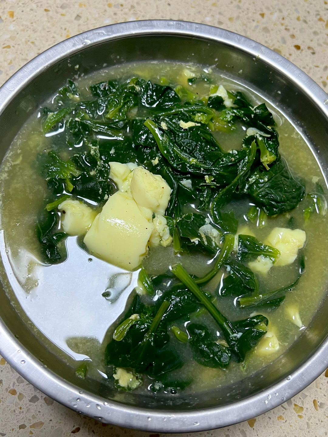 减肥低卡高蛋白靓汤-菠菜豆腐鸡蛋汤，可加洋车前子壳粉