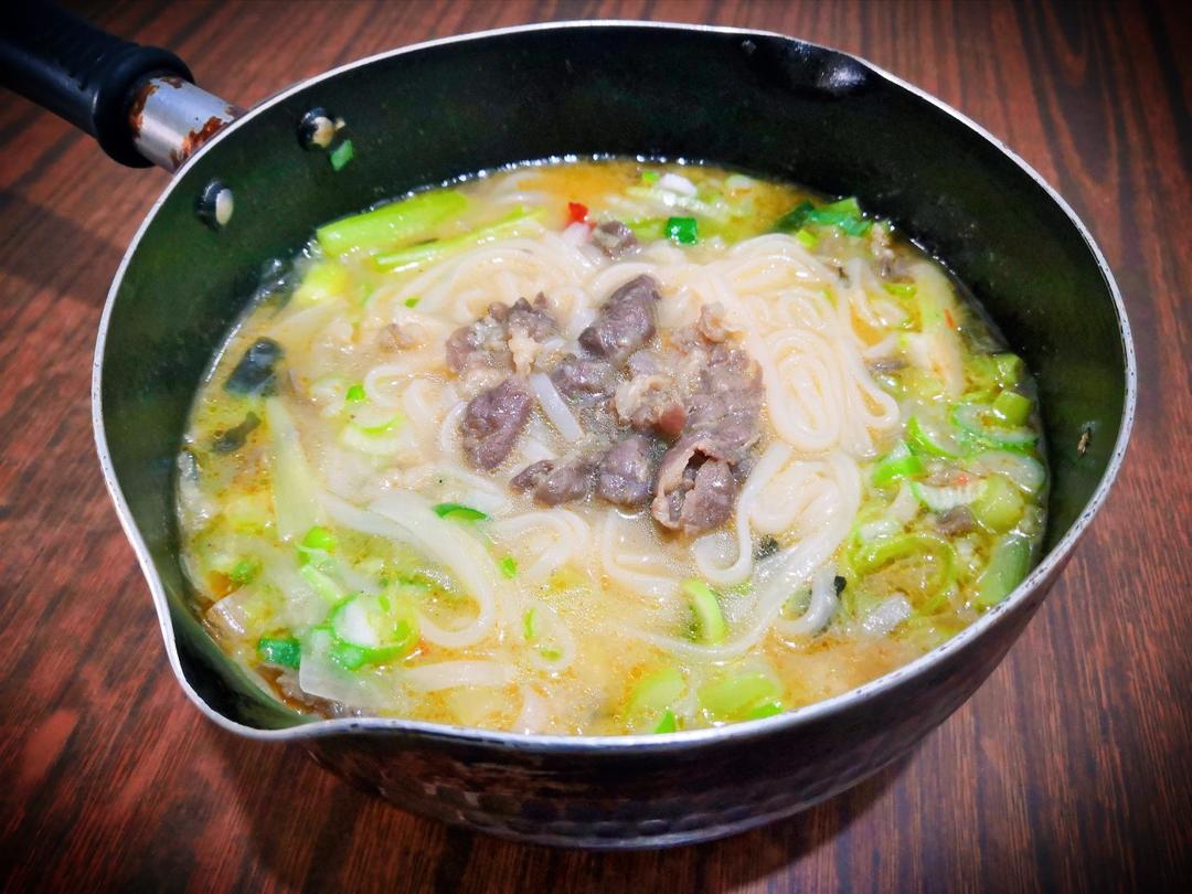大葱牛肉汤#美味的广场#白老师真是宝藏大叔👍