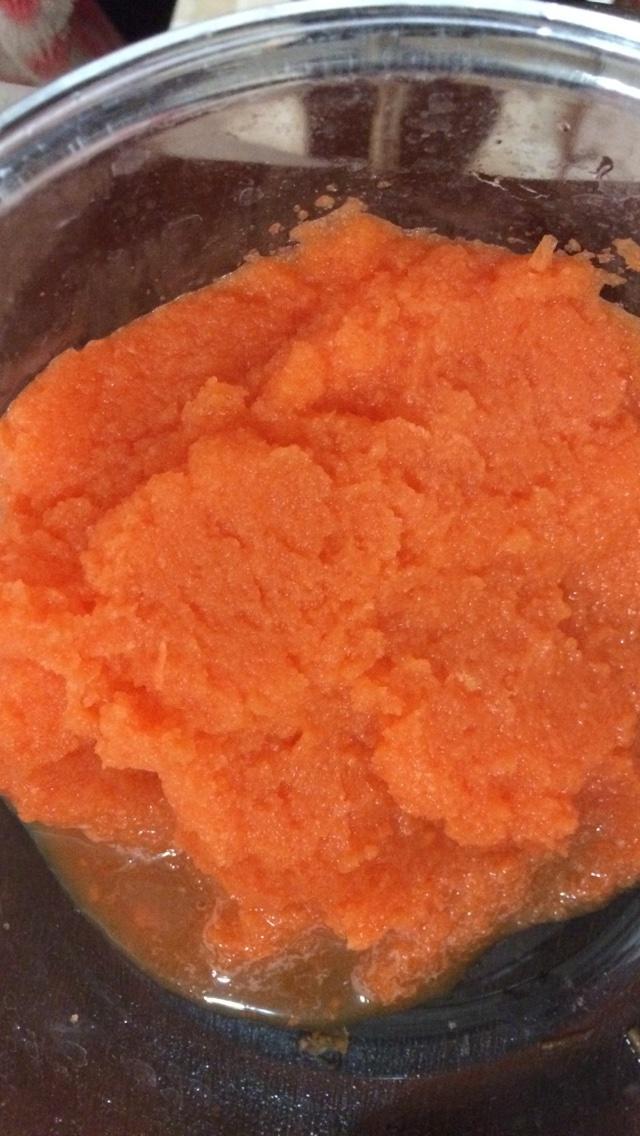 红萝卜米饭的做法 步骤1