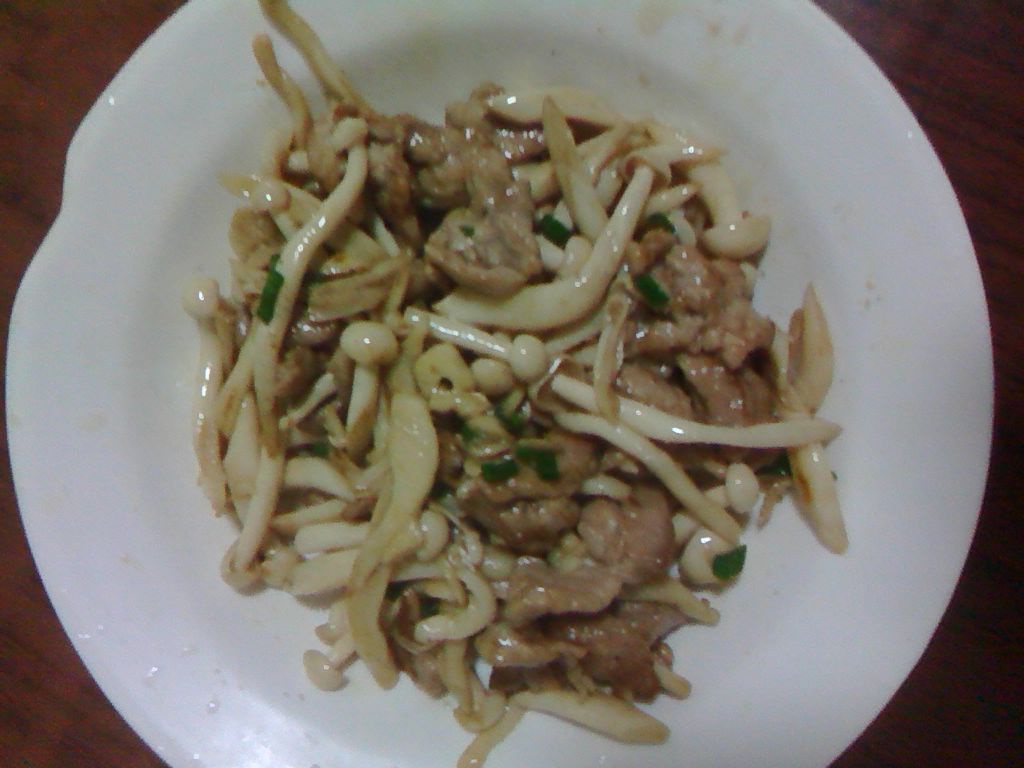 杏鲍菇炒肉丝