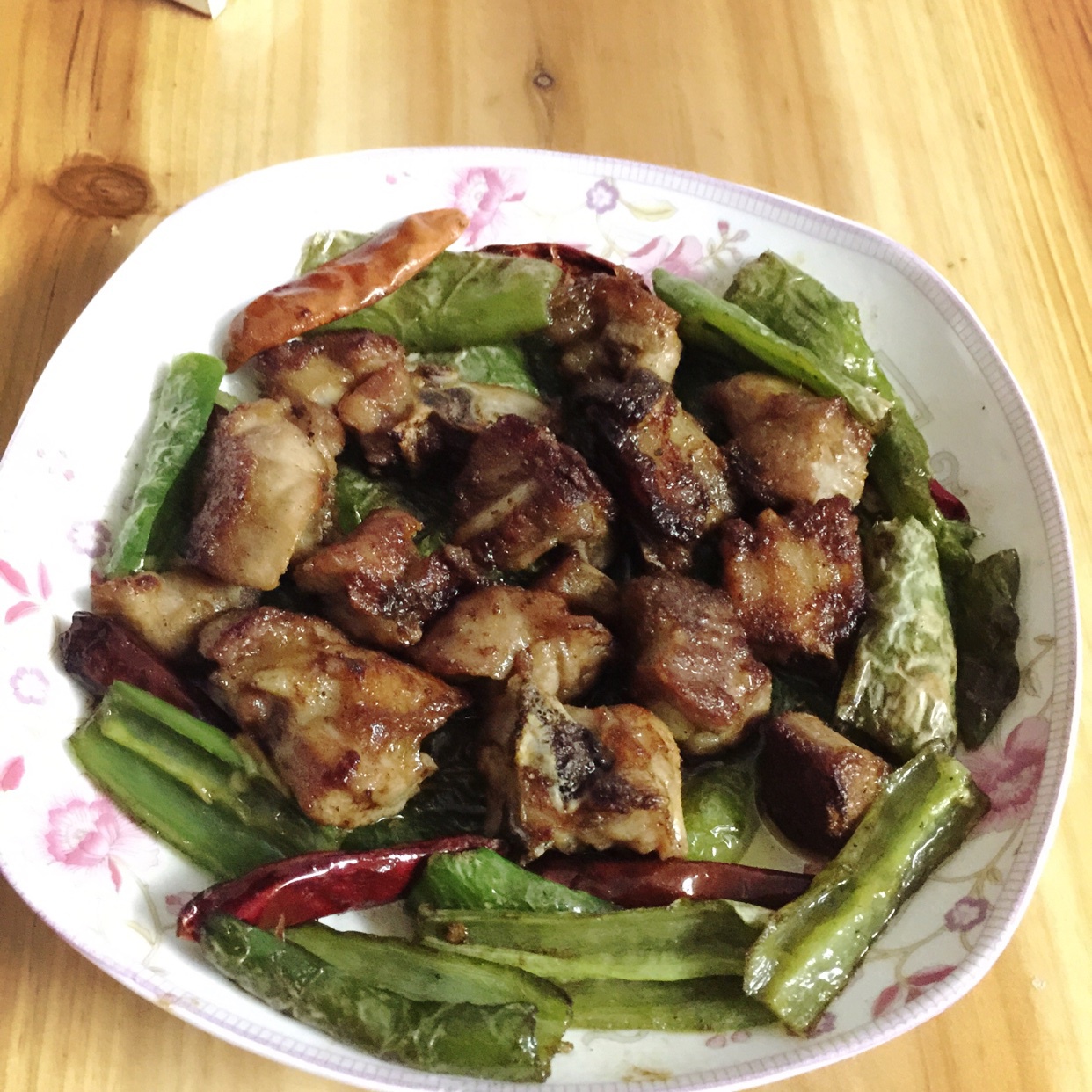 双椒煎排骨