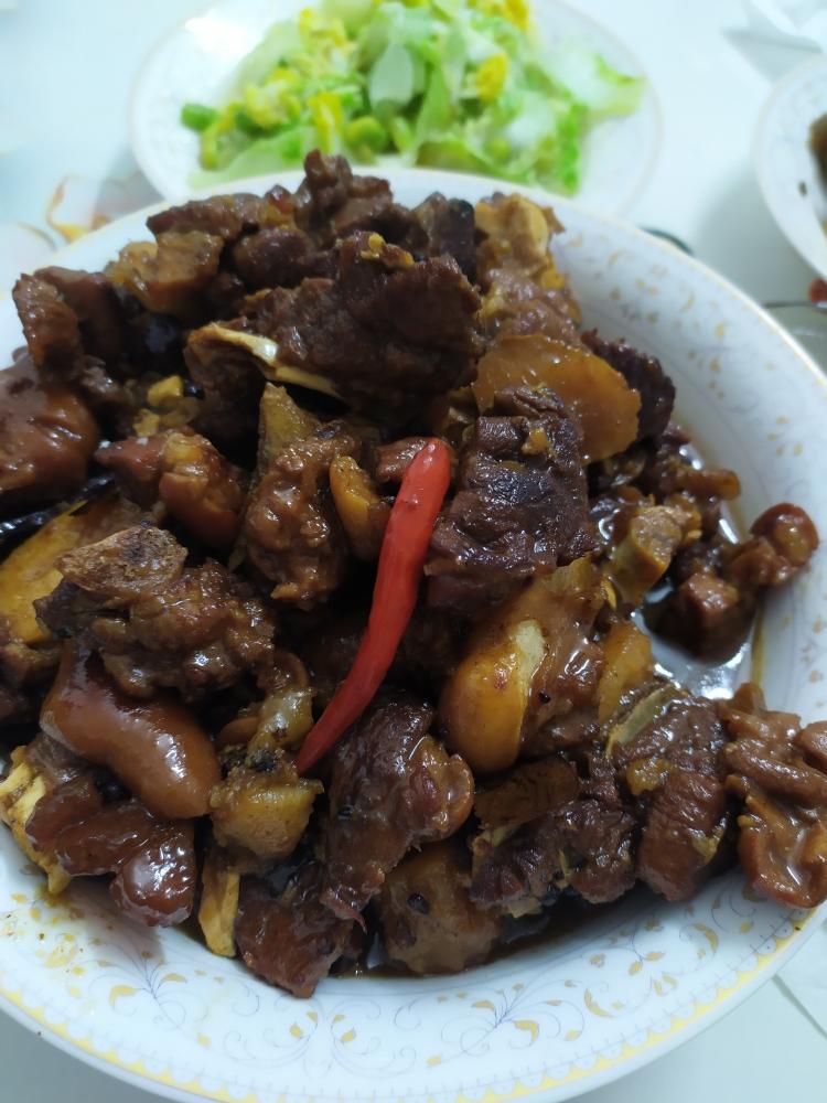 羊肉煲（红烧羊肉）