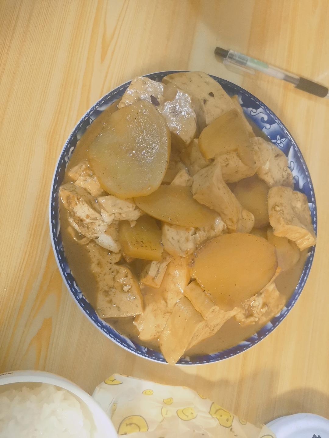 土豆炖豆腐