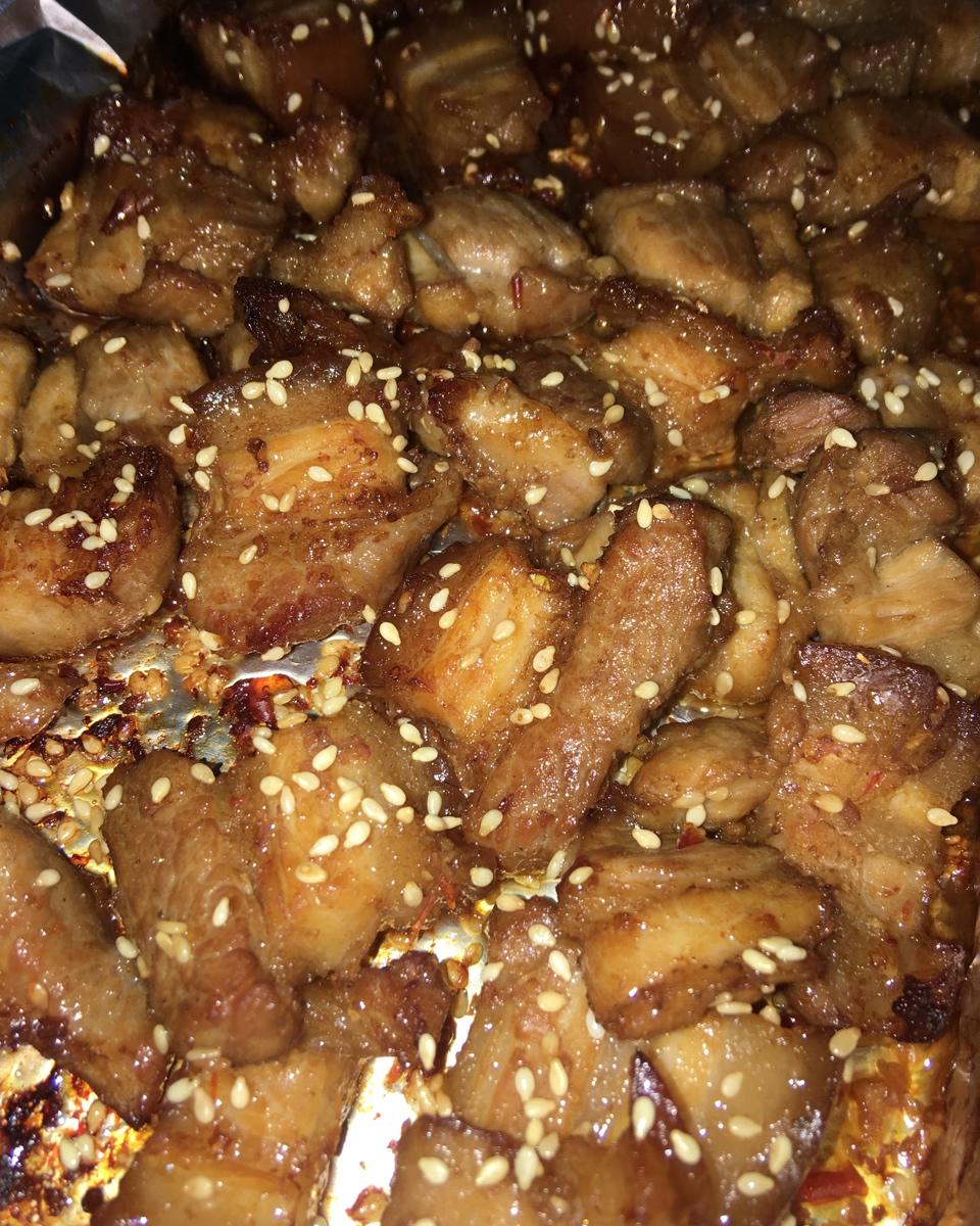 比红烧肉好吃百倍的香烤五花肉