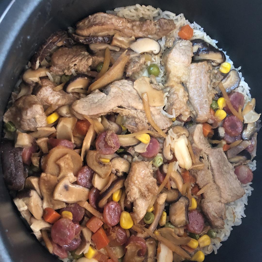 喷香排骨焖饭（爆好吃）