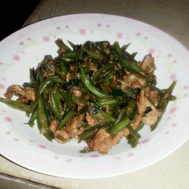 豆角炒肉