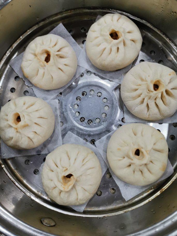 肉末粉丝包