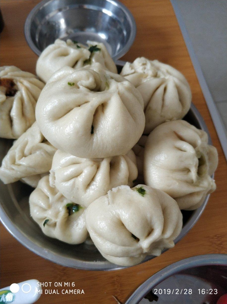 韭菜鸡蛋包子
