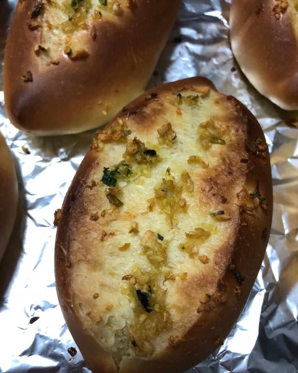 蒜香面包