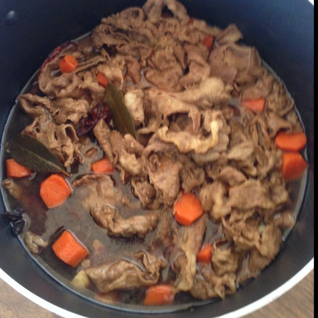 红焖羊肉炖胡萝卜
