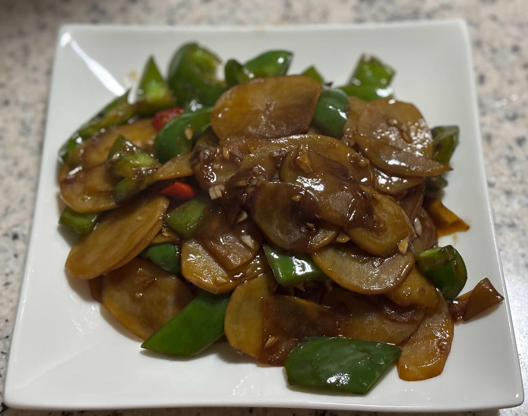 比肉都好吃的青椒炒土豆片😋简单又美味❗️
