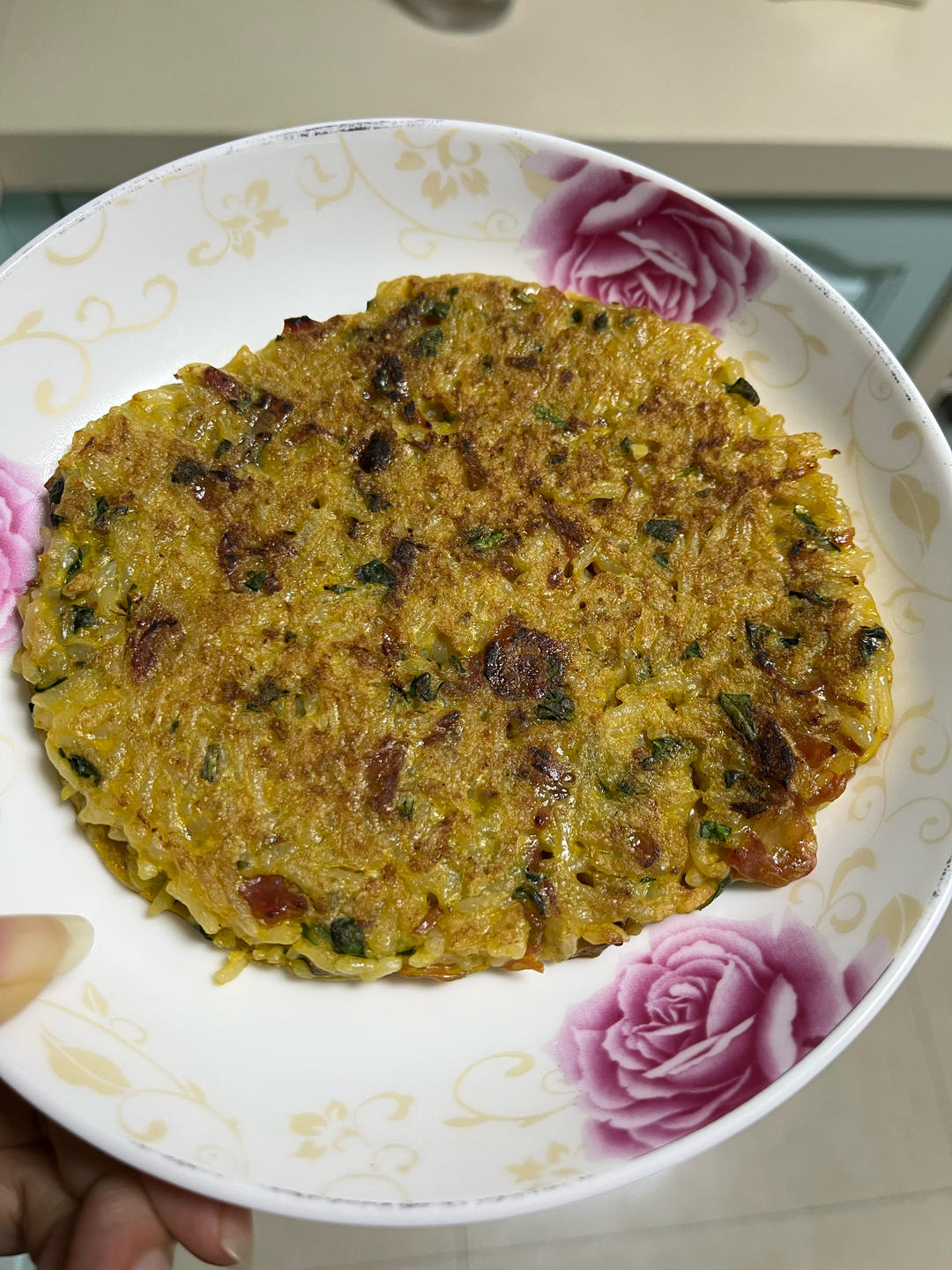 火腿鸡蛋米饭煎饼，培根鸡蛋饼，香葱米饭饼，剩饭煎饼，消耗剩饭，快手营养早餐早饭！