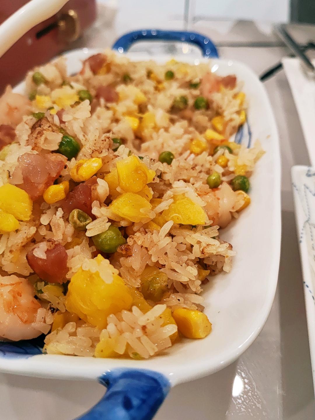 泰式菠萝炒饭