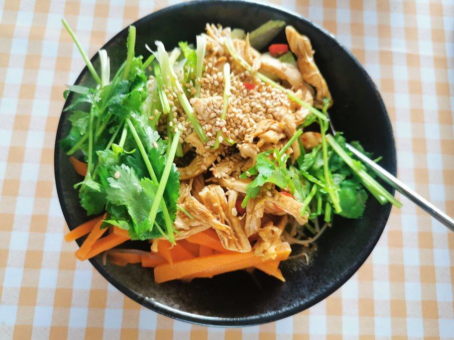 鸡丝凉面