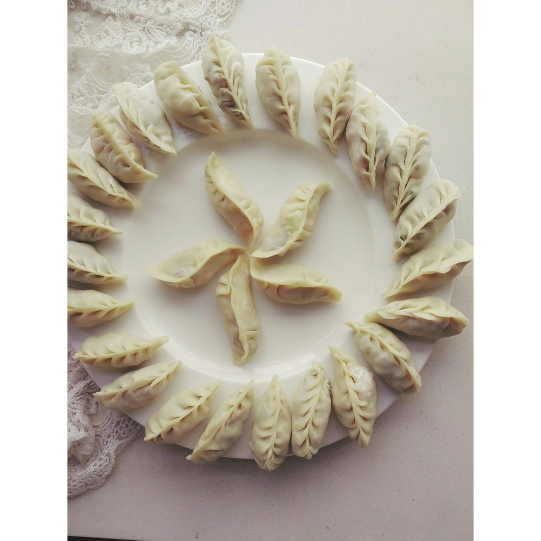 芦笋虾仁饺子