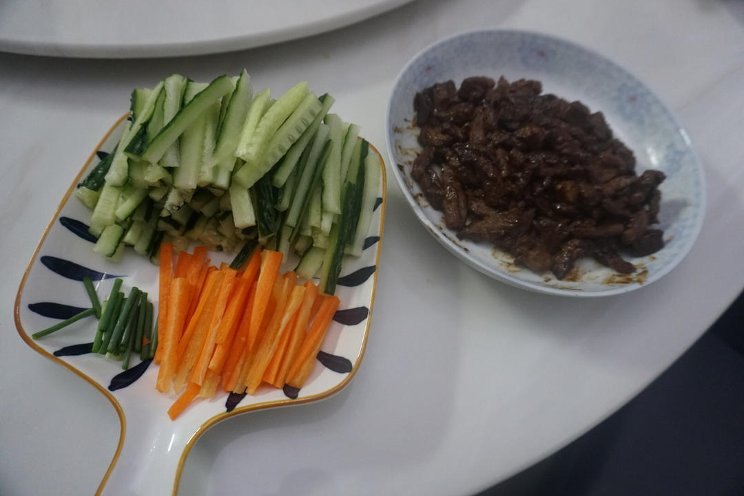 好吃到爆的京酱肉丝‼️酱汁浓郁～新手零失败