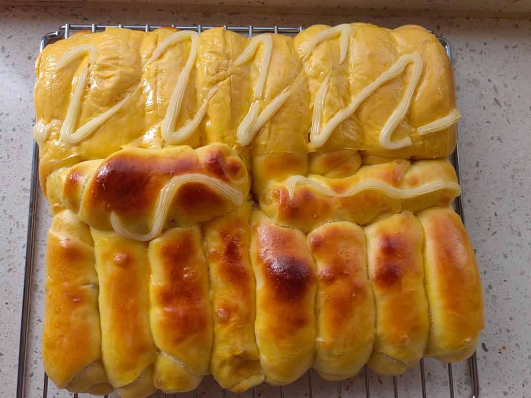 《Tinrry+》双拼芝士牛油排包