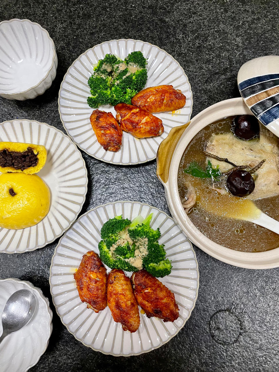 红枣枸杞乳鸽汤