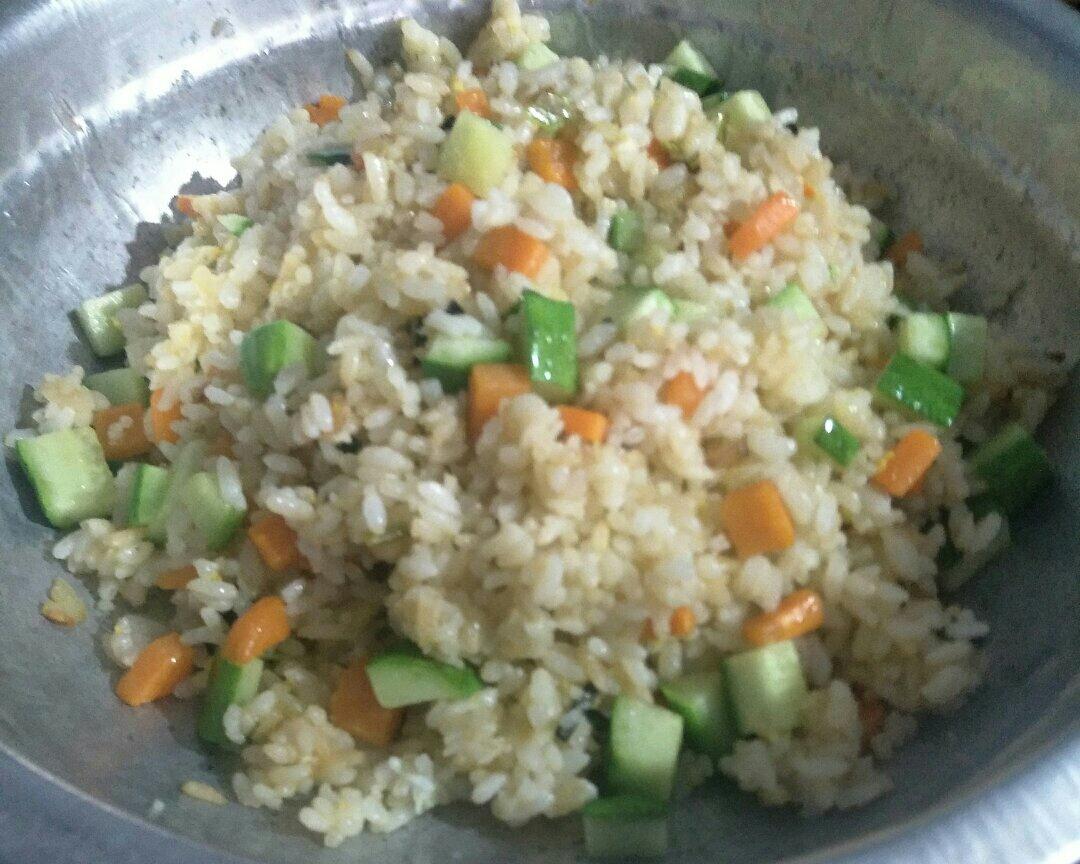 好吃又简单的炒饭的做法