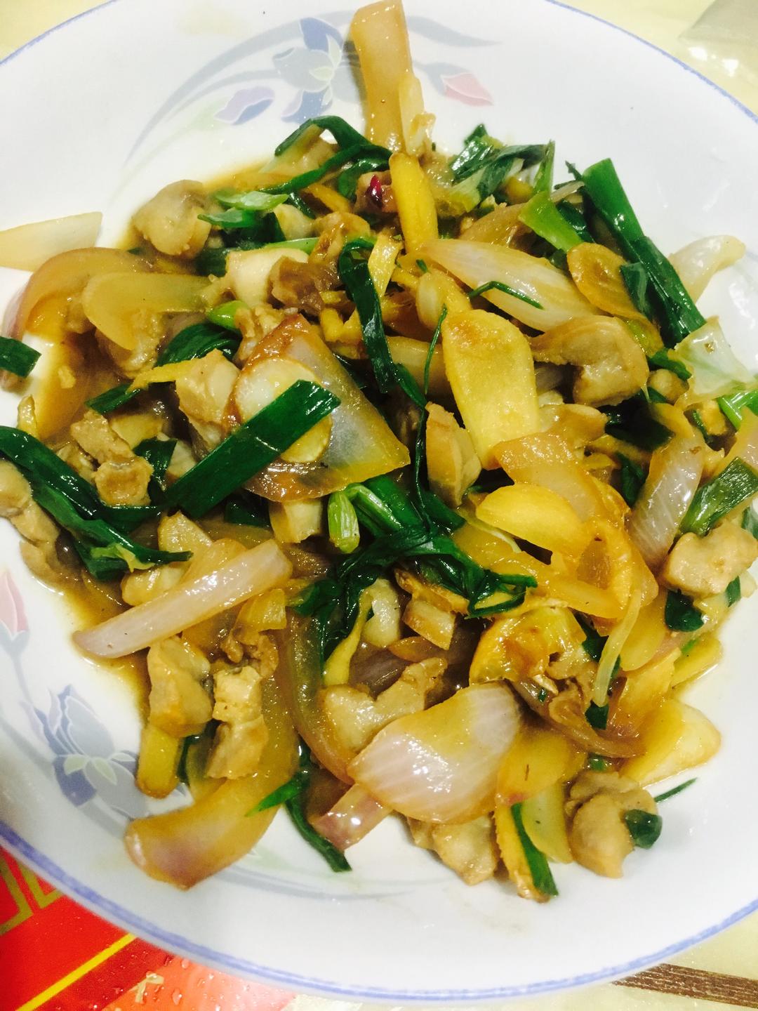 爆炒象拔蚌肉