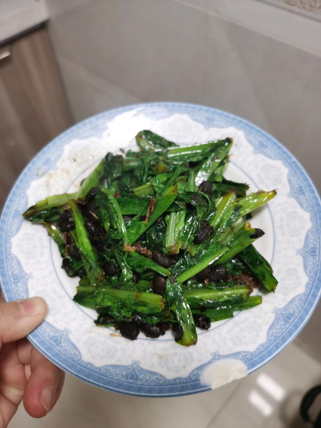 家常菜豆豉鲮鱼油麦菜