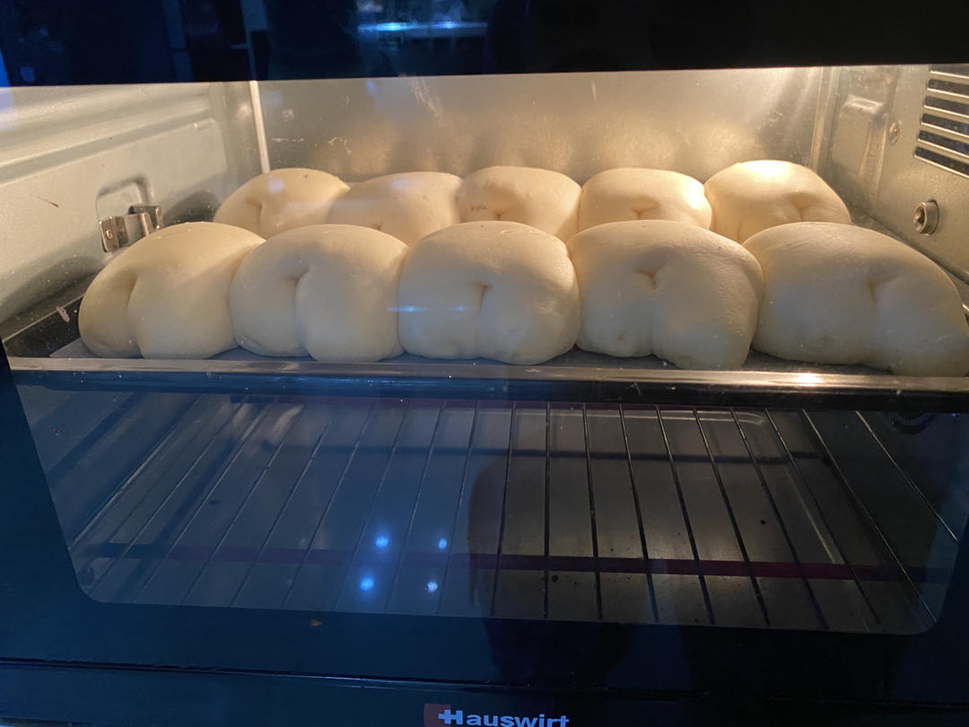 软到不知所措的牛奶卷